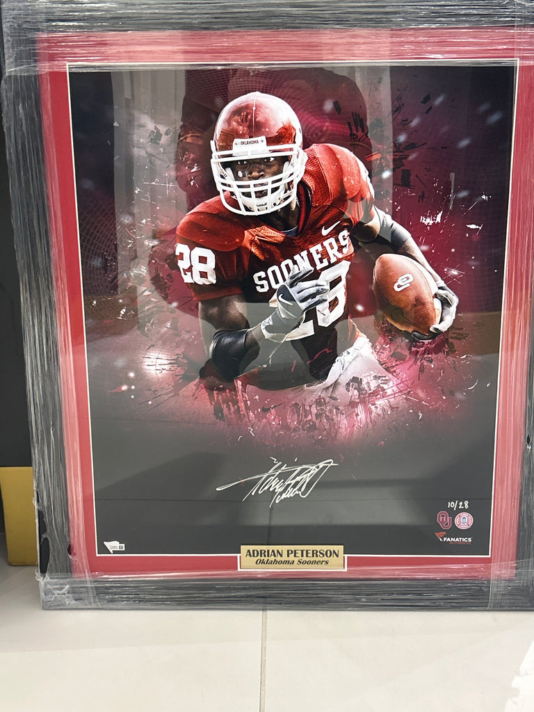 ADRIAN PETERSON SIGNED OKLAHOMA 20x24 FRAMED PHOTO #10/28 COA FANATICS