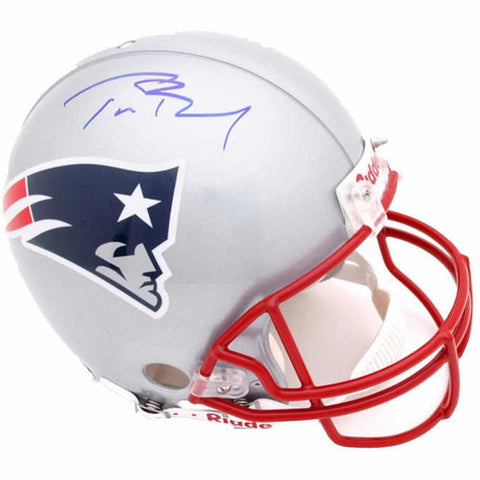 THE 10 MUST HAVE AUTOGRAPHS IN EVERY MAN’S MAN CAVE!