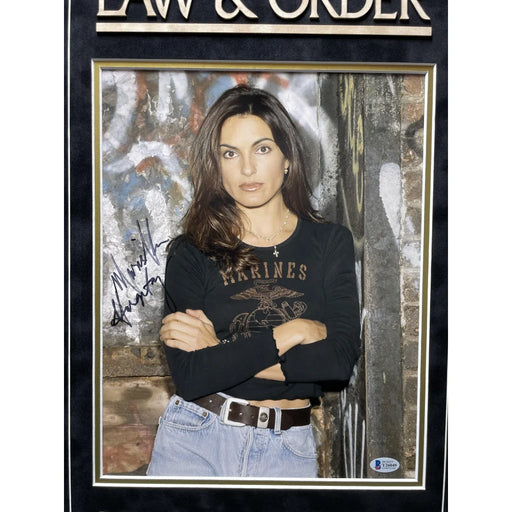 Mariska Hargitay Signed Law & Order SVU 11x14 Photo Framed BAS COA Olivia Benson