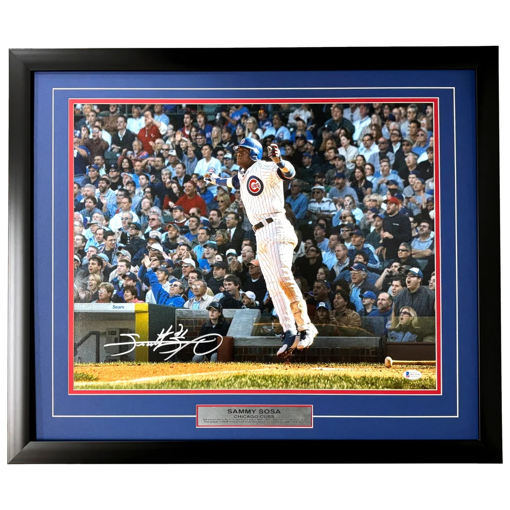 Sammy Sosa Autographed Chicago Cubs 16x20 Photo Framed Signed Beckett COA