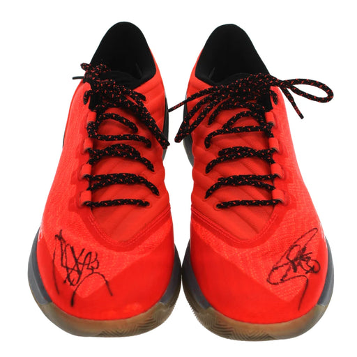 Stephen Curry Game Used Signed 2016 Christmas Day Under Armour Shoes JSA Photomatch COA Golden State Warriors