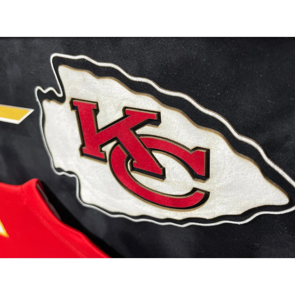 Travis Kelce Autographed Red Kansas City Jersey - Beautifully Matted and  Framed - Hand Signed By Kelce and Certified Authentic by Beckett - Includes
