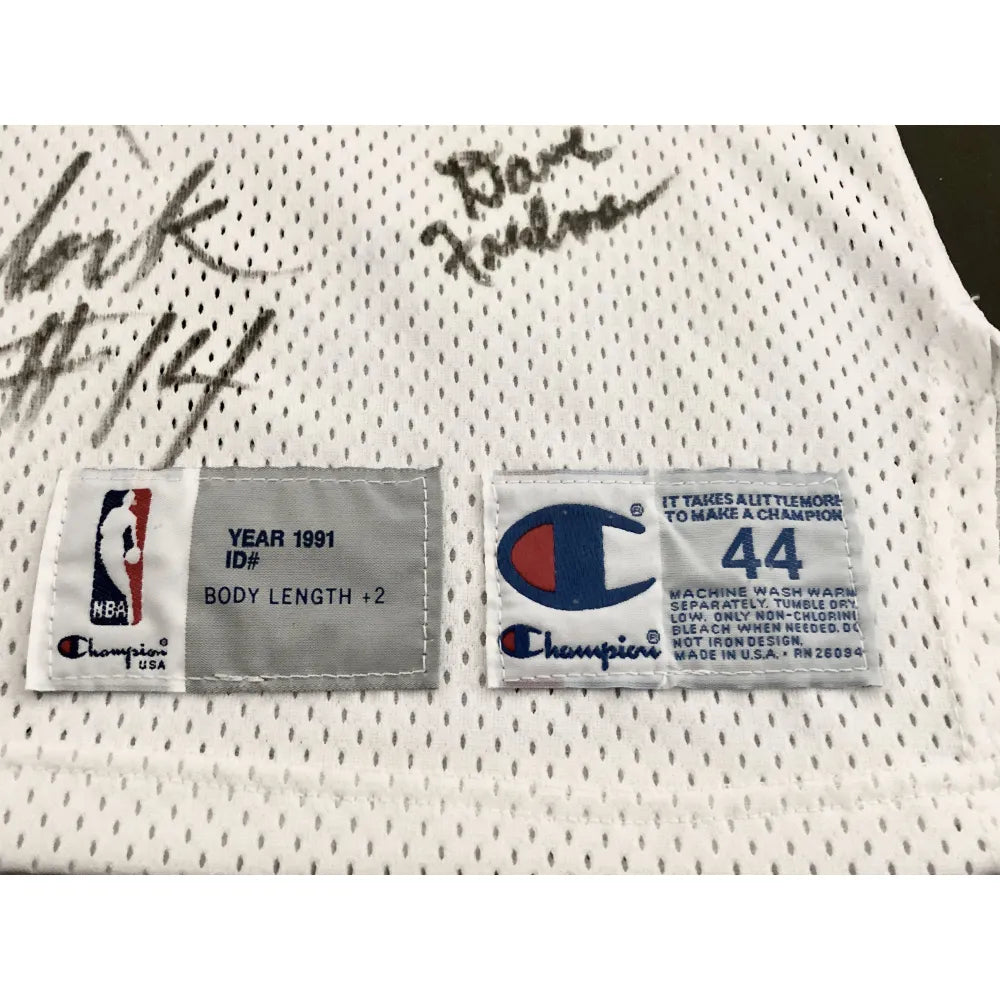 Utah Jazz Karl Malone Autographed White Jersey JSA Stock #215758 - Mill  Creek Sports