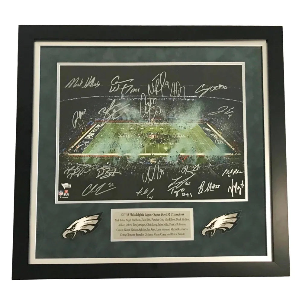 2017- 2018 Philadelphia Eagles Team Signed 16X20 Photo Framed Super Bowl Champs