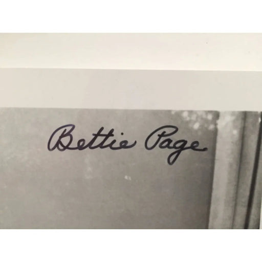 Bettie Page Signed 8X10 JSA COA Photo Autograph Lingerie Betty Pin Up Queen