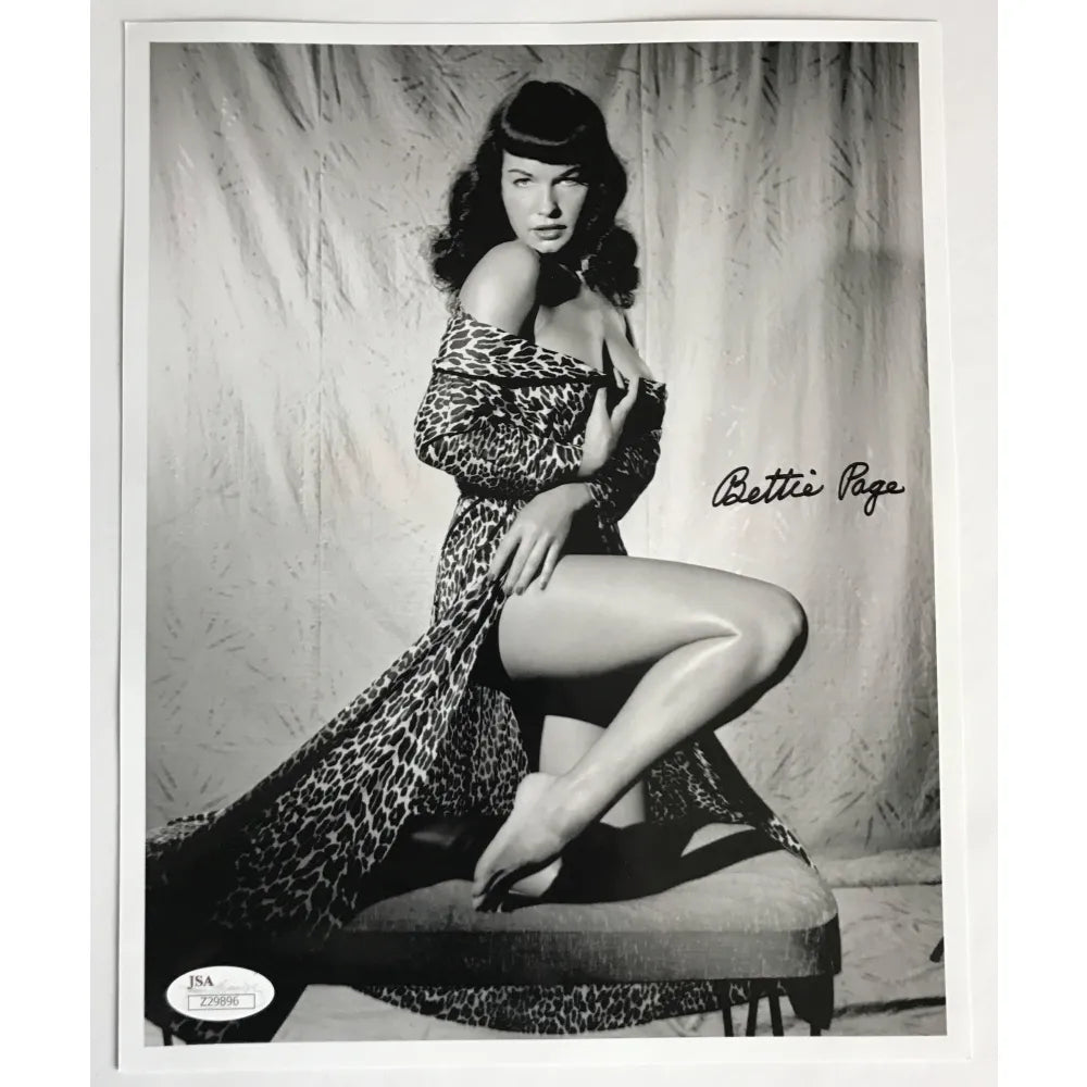 Bettie Page Signed 8X10 JSA COA Photo Autograph Lingerie Betty Pin Up Yeager