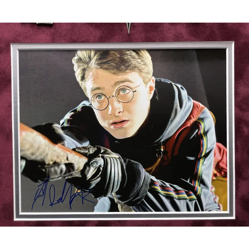 Daniel Radcliffe Signed Harry Potter 8x10 Photo Framed w/ Wand JSA COA Autograph