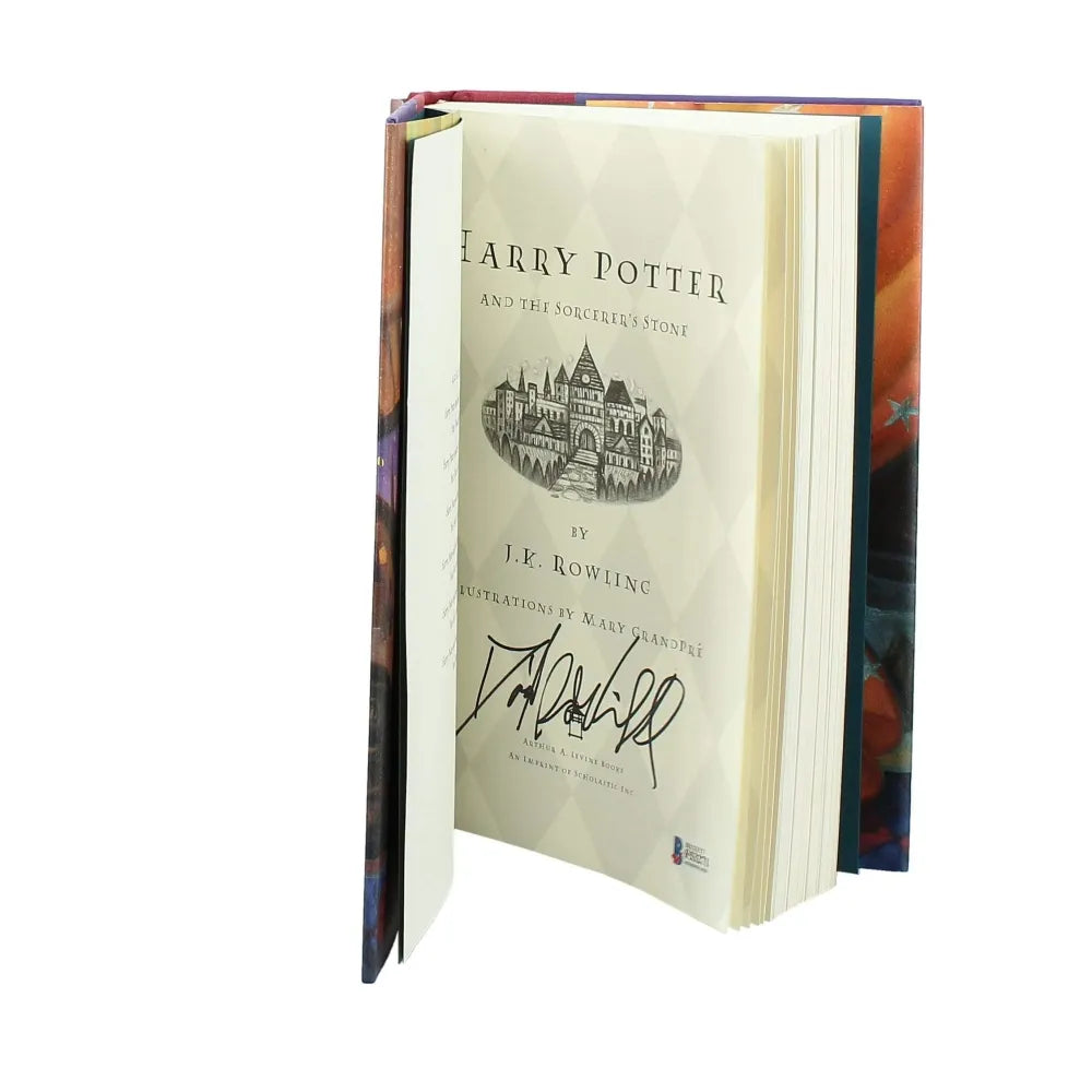 Daniel Radcliffe Signed Harry Potter Sorcerer’s Stone 1st American Edition 1998