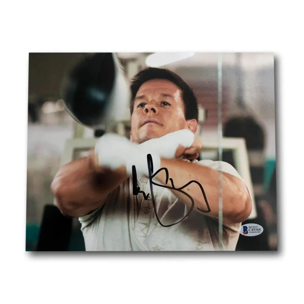 Mark Wahlberg Signed 8X10 Photo The Fighter COA Beckett BAS Autograph Micky Ward