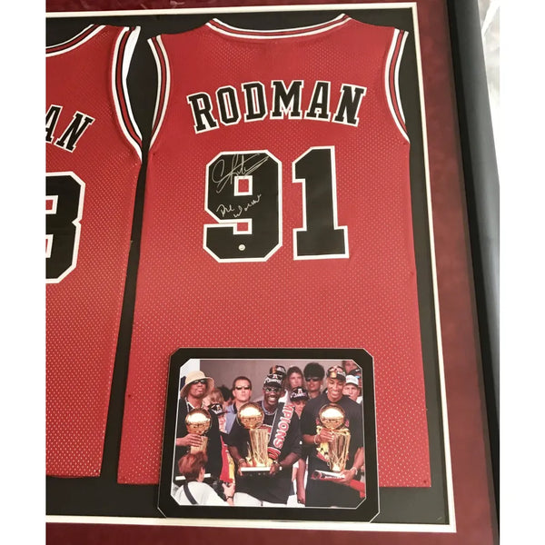 Scottie Pippen Autographed Framed Bulls Jersey - The Stadium Studio