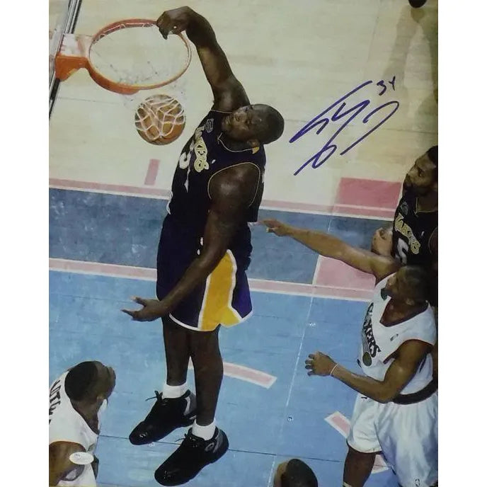 Shaquille O'Neal Autographed Los Angeles Lakers 16x20 Photo Framed