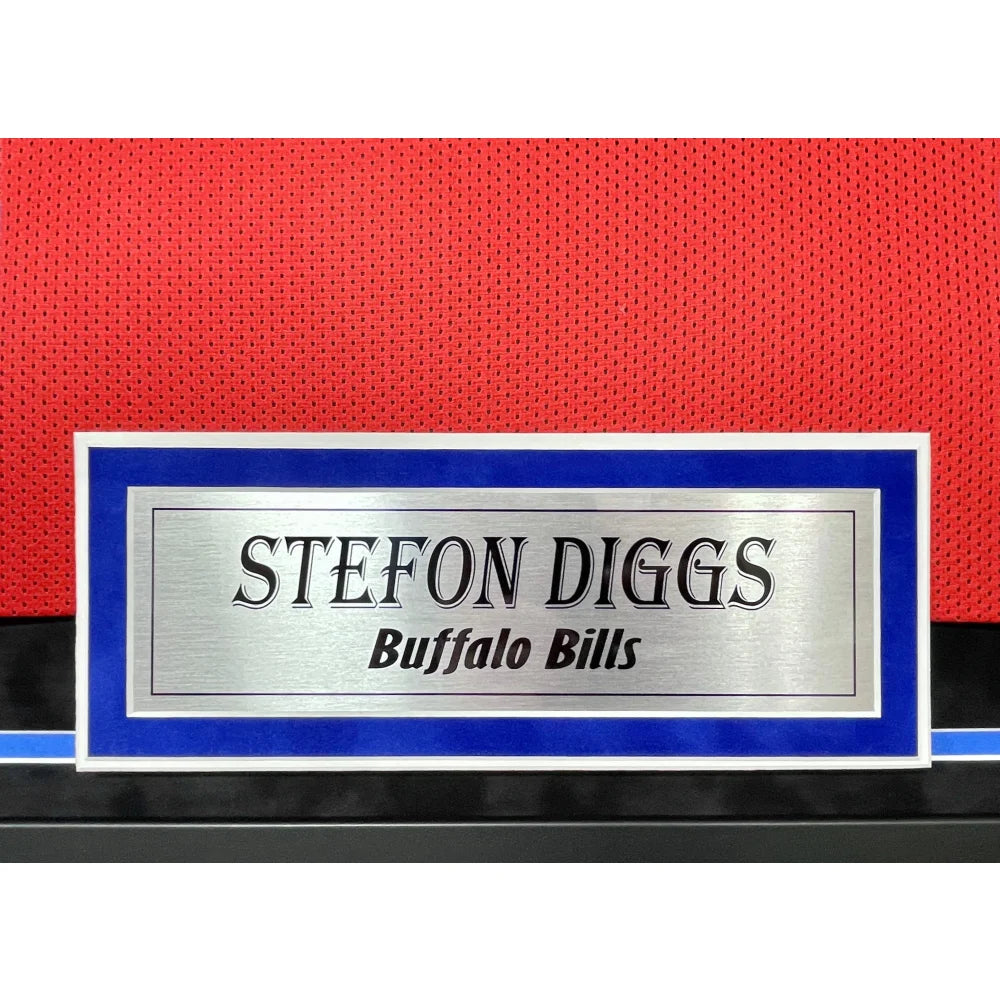 Grand Slam Sports Memorabilia Stefon Diggs Signed Red Jersey (Beckett)